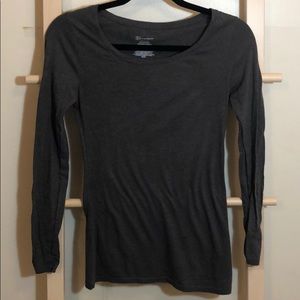 Long Sleeve Scoop Neck Shirt
